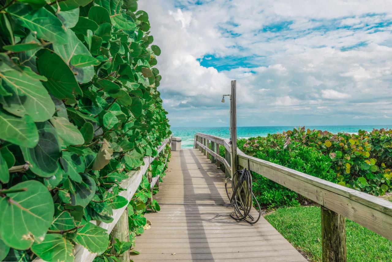 Getaways At Turtle Reef Club Hotell Jensen Beach Exteriör bild