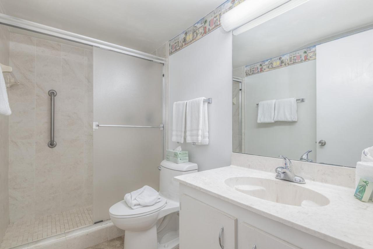 Getaways At Turtle Reef Club Hotell Jensen Beach Exteriör bild