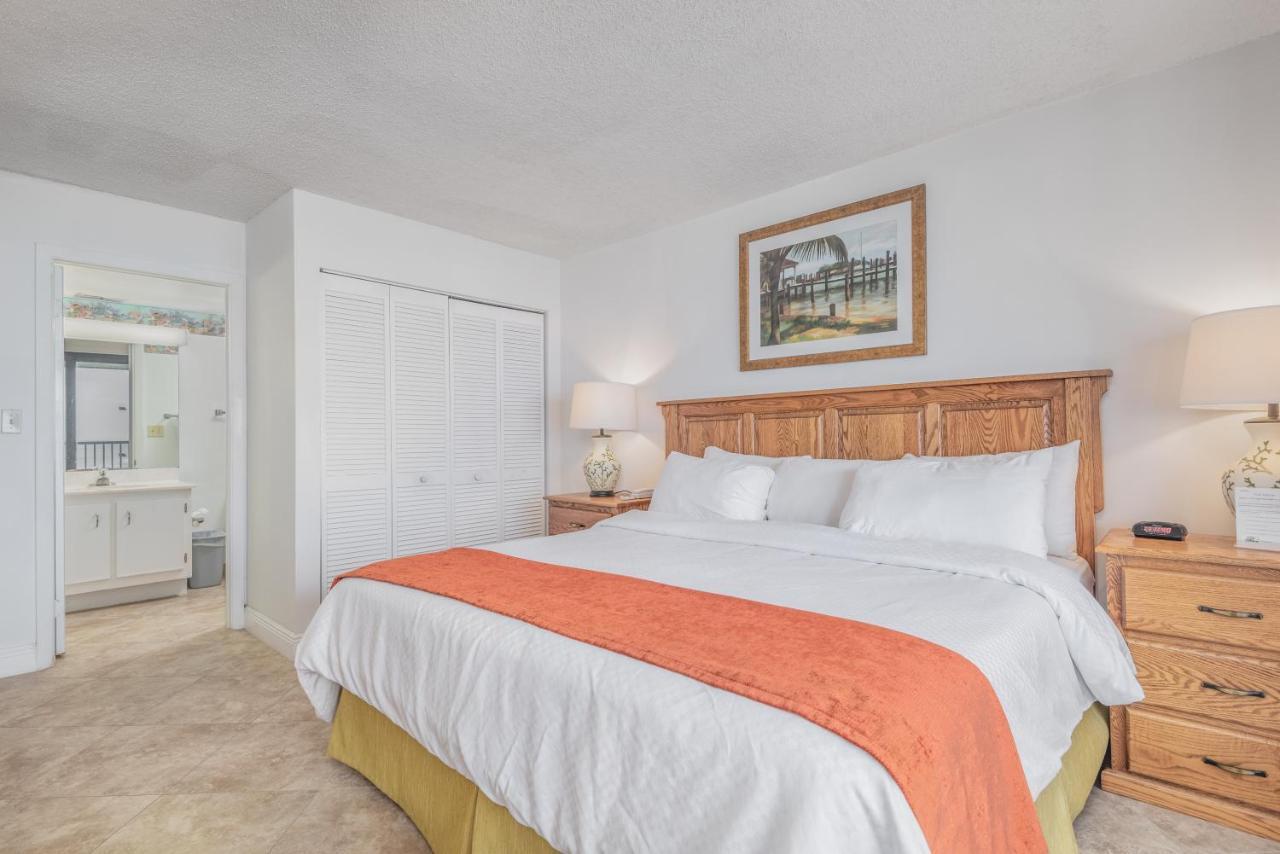 Getaways At Turtle Reef Club Hotell Jensen Beach Exteriör bild